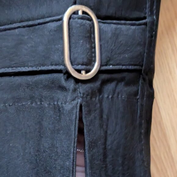 VTG Stylish Capris - Picture 7 of 9